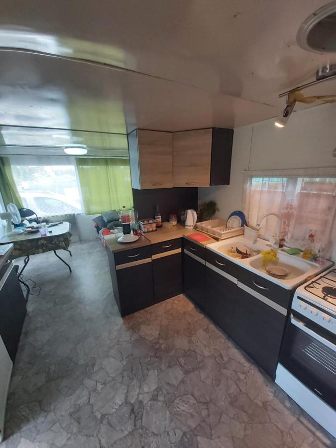 Kemping Pod Topolami Górkło Exteriör bild